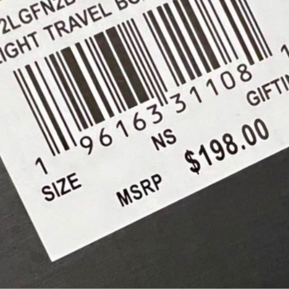 Michael Kors 3-In-1 Logo Travel Gift Set, New in Gift Box - Picture 15 of 15